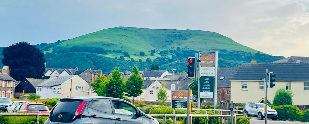 Вилла Tanglewood House Abergavenny With Private Parking Экстерьер фото