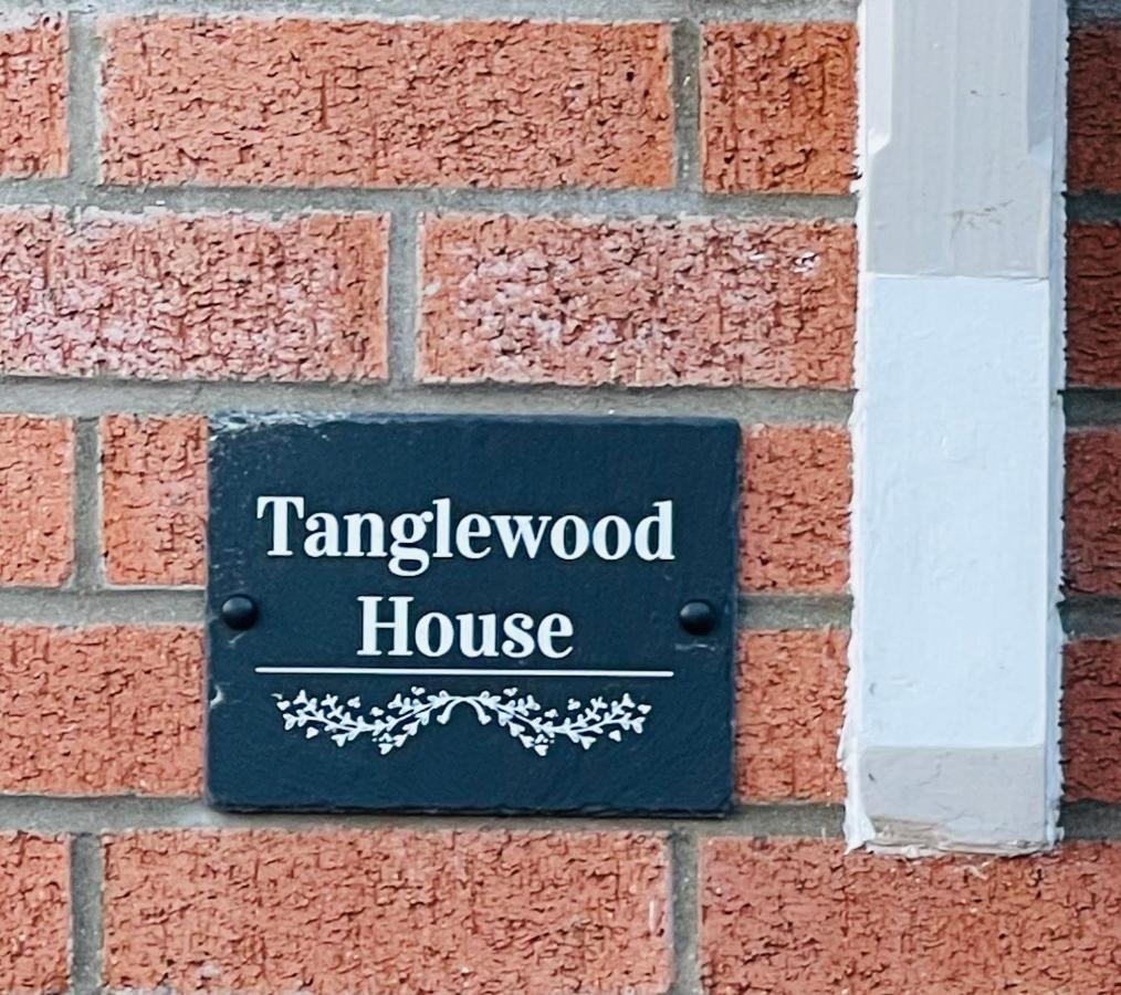 Вилла Tanglewood House Abergavenny With Private Parking Экстерьер фото